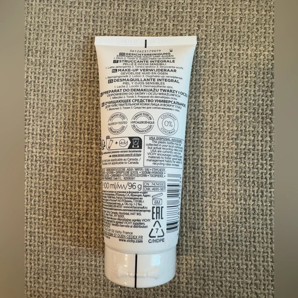 Vichy 3 in 1 One Step Cleanser- Bought in Canada - Picture 3 of 3